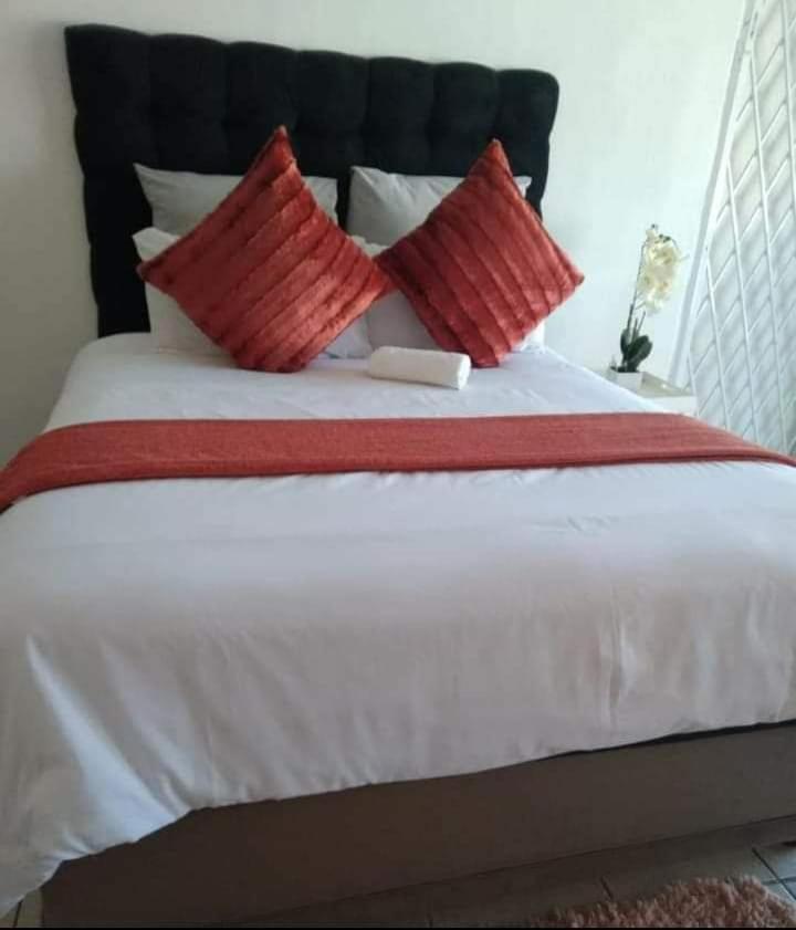 Jnc Lodge Richards Bay Exterior foto